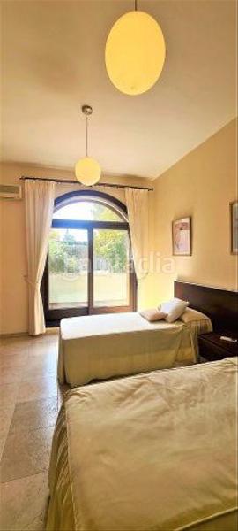 Foto 496ce1d1-ea2d-4ff7-9724-54ea645bae22. Chalet with heating parking pool in Sotogrande alto Sotogrande