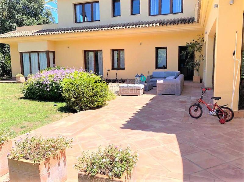 Foto 18cc7567-d811-453c-9c81-07d4ccc41458. Chalet con riscaldamento parcheggio piscina in Sotogrande alto Sotogrande