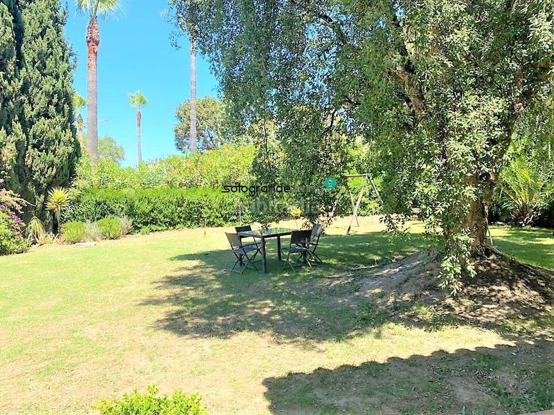 Foto 208b84fd-52b0-463d-a434-f0b85b0ba9d3. Chalet con riscaldamento parcheggio piscina in Sotogrande alto Sotogrande