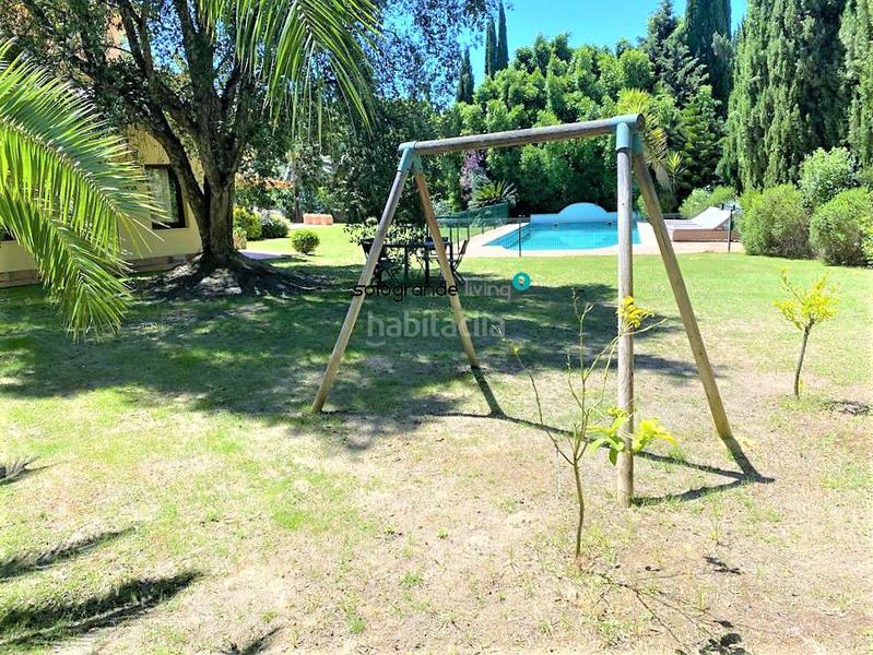 Foto 285ae4af-c368-495e-8a2d-d801a6ce40ab. Chalet con riscaldamento parcheggio piscina in Sotogrande alto Sotogrande