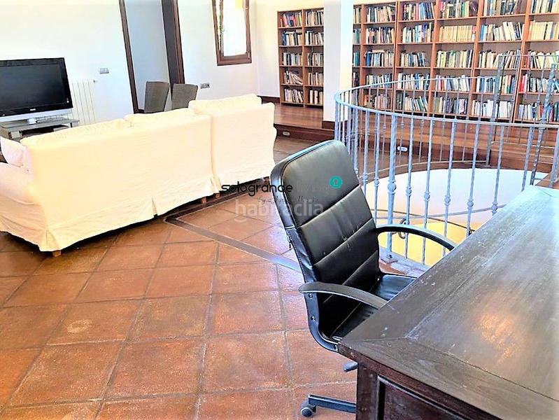 Foto 40077ffa-a6ed-4db7-99f0-e8d7f1bbdcca. Chalet con riscaldamento parcheggio piscina in Sotogrande alto Sotogrande