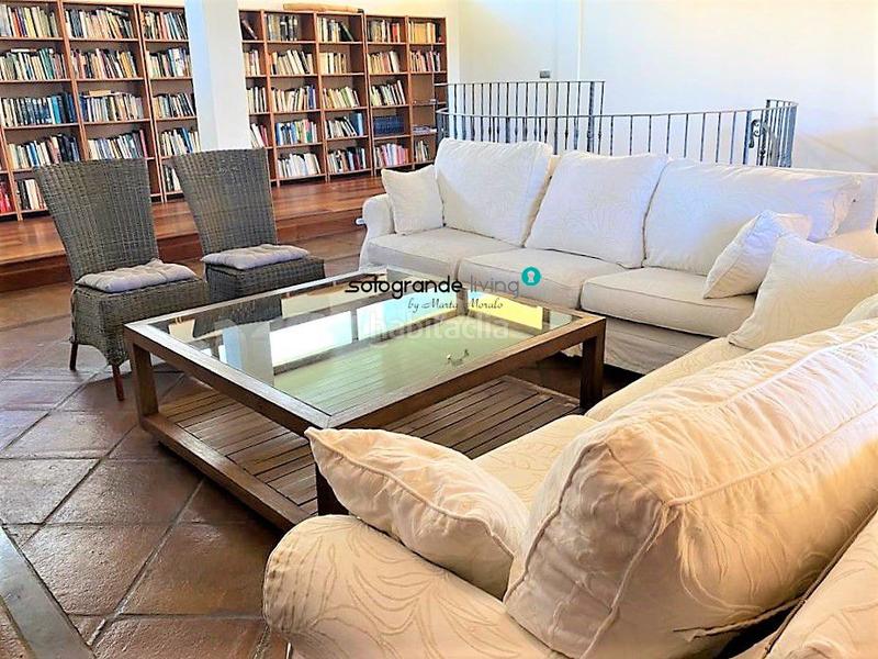 Foto 825d3dfe-a33c-45fa-9382-f6388e73f076. Chalet con riscaldamento parcheggio piscina in Sotogrande alto Sotogrande