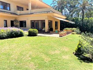 Xalet a Sotogrande Alto. Villa en venta en sotogrande alto, 4 dormitorios.