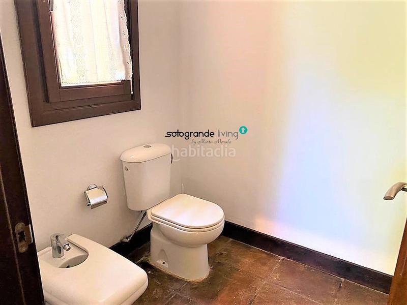 Foto f13d27f0-7c9a-4f2a-ab0b-af4ebbaa8610. Chalet con riscaldamento parcheggio piscina in Sotogrande alto Sotogrande