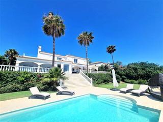 Chalet en Sotogrande Alto. Villa en venta en sotogrande alto, 4 dormitorios.