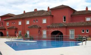 Apartament a San Enrique-Guadiaro-Pueblo Nuevo. Apartamento en venta en pueblo nuevo de guadiaro, 3 dormitorios.