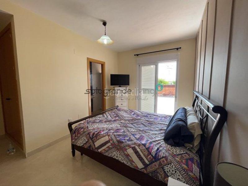 Foto e2d59db3-c55d-4458-a482-27ff1d77d782. Apartament amb calefacció aparcament piscina a San Enrique-Guadiaro-Pueblo Nuevo Sotogrande