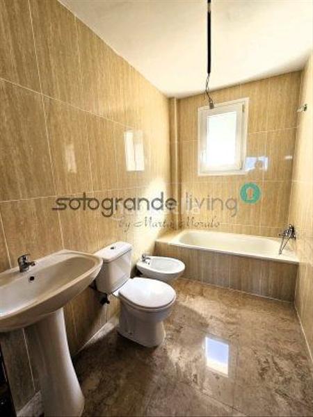 Foto d9c6768d-612f-43a5-93ac-406f5869ce2a. Apartamento  en venta en Chullera, 3 dormitorios. en Manilva
