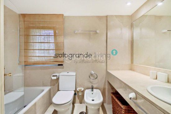 Foto 3026e450-660c-4786-b0e6-d81d4ab0a606. Alquiler casa adosada  en alquiler marina, 4 dormitorios. en Sotogrande