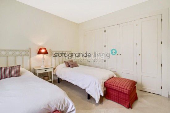 Foto a6505f80-f59a-430f-8df8-b2876fc82cc3. Lloguer casa adossada amb calefacció aparcament piscina a Sotogrande