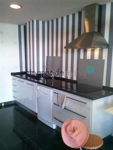 Foto 0eb91653-479c-4e89-afe8-b02d11fadc52. Alquiler apartamento  en alquiler bahia de las rocas, 2 dormitorios. en Manilva
