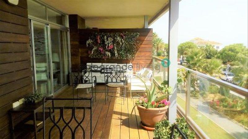 Foto 65e2f8d2-8f43-4a66-9ec4-7d9de262cc5d. Alquiler apartamento  en alquiler bahia de las rocas, 2 dormitorios. en Manilva