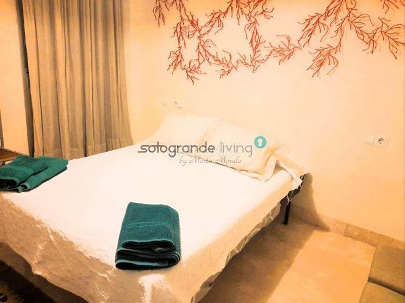 Foto 8a5cf74e-4b42-4b1a-acde-5dc2b828681f. Alquiler apartamento  en alquiler bahia de las rocas, 2 dormitorios. en Manilva