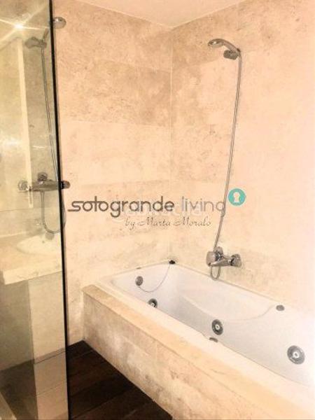 Foto 9b248df8-70a1-4bdc-83e7-84f813501dfd. Rent apartment with heating pool in Chullera Manilva