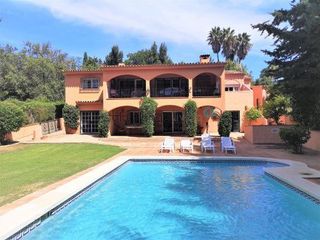Affitto Chalet in Sotogrande Alto. Villa en alquiler en sotogrande, 5 dormitorios.