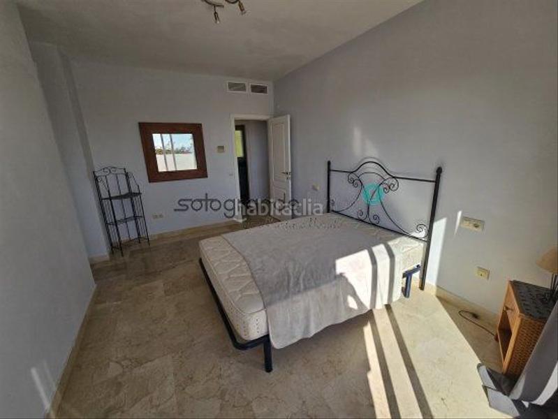Foto 2f7f5ea0-e85a-4402-9a96-6ce5c3ced2e4. Alquiler chalet villa en alquiler en alcaidesa, 4 dormitorios. en La Alcaidesa