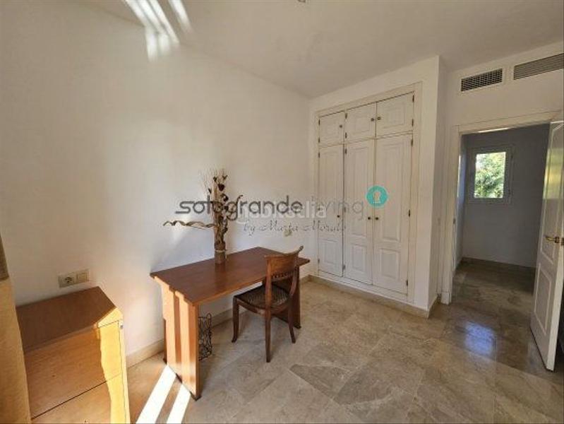 Foto 5a7cd5ea-5150-42cd-92a3-4f39fc5cdd84. Alquiler chalet villa en alquiler en alcaidesa, 4 dormitorios. en La Alcaidesa