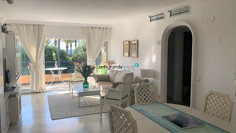 Foto 6744fa5a-fd18-4818-a227-cac46af2374b. Alquiler apartamento  en alquiler playa, 2 dormitorios. en Sotogrande