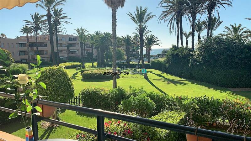 Foto 6c14950b-cfc3-4cf2-86d8-d35107c9ba7f. Alquiler apartamento  en alquiler playa, 2 dormitorios. en Sotogrande