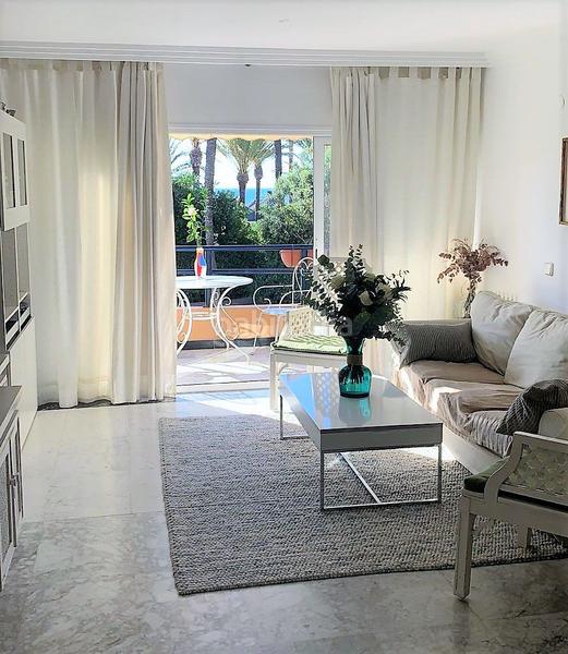 Foto b5a1f885-4645-42fd-bddb-27ed3b7c5ffc. Alquiler apartamento  en alquiler playa, 2 dormitorios. en Sotogrande