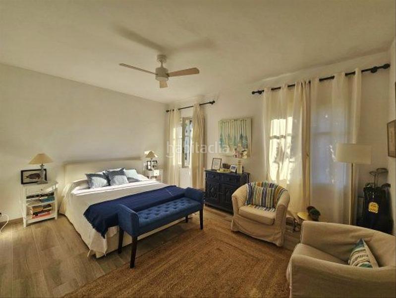 Foto 1041f474-a3e7-424c-b64c-a687fde629d2. Lloguer apartament amb calefacció piscina a Sotogrande alto Sotogrande