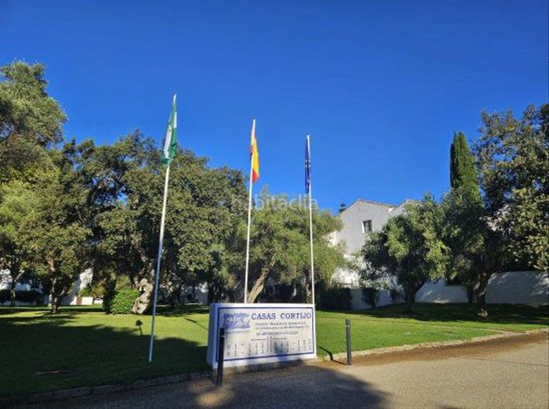 Foto df8e92ce-fa73-4316-abcb-966d53434bf6. Lloguer apartament amb calefacció piscina a Sotogrande alto Sotogrande