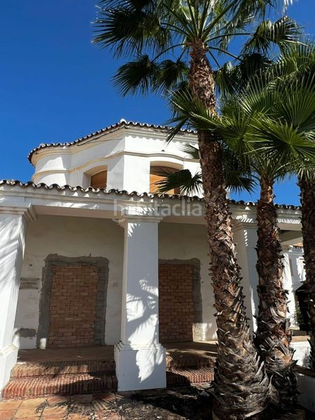 Foto 6cc1a262-b2c2-42c6-a7d0-1710d0a9a1be. Local comercial a Chullera Manilva