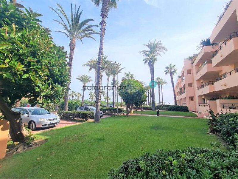 Foto 47414124-98f1-4375-ae64-42314f3a4864. Apartament amb aparcament a puerto de Sotogrande-la marina Sotogrande