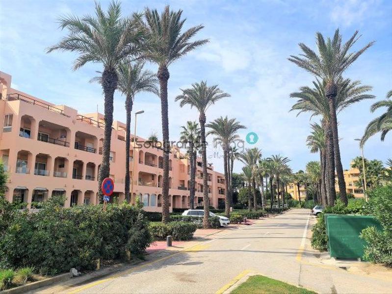Foto 71db061f-9d1c-4175-98a4-ac1651a9301b. Apartament amb aparcament a puerto de Sotogrande-la marina Sotogrande