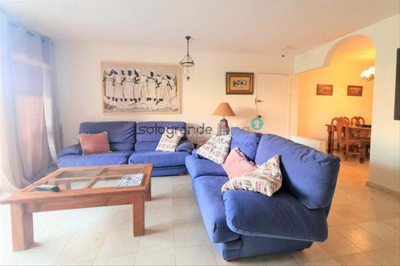 Foto 78e4431c-735c-42f0-9a63-7cdd0d1cb572. Apartament amb aparcament a puerto de Sotogrande-la marina Sotogrande