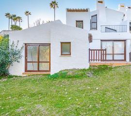 Xalet en Baha Dorada. Chalet en venta en urb. bahia dorada, 2 dormitorios.