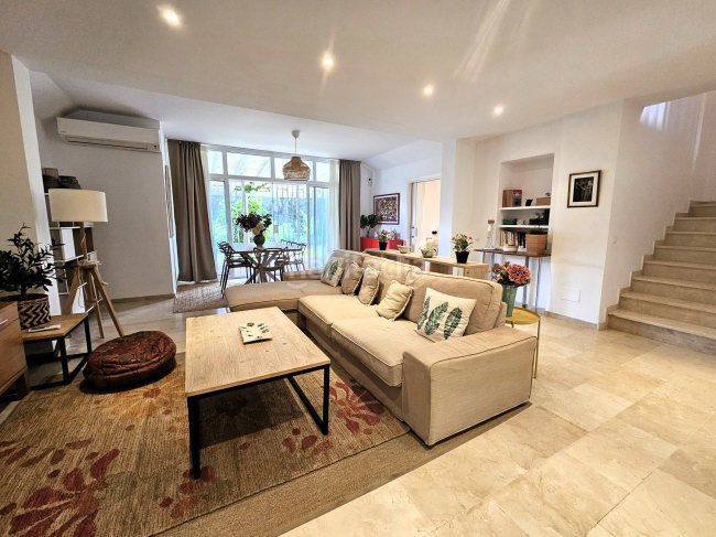 Foto 37bd36bd-5362-4f91-9715-26ed8504a337. Alquiler casa adosada  en alquiler costa, 5 dormitorios. en Sotogrande