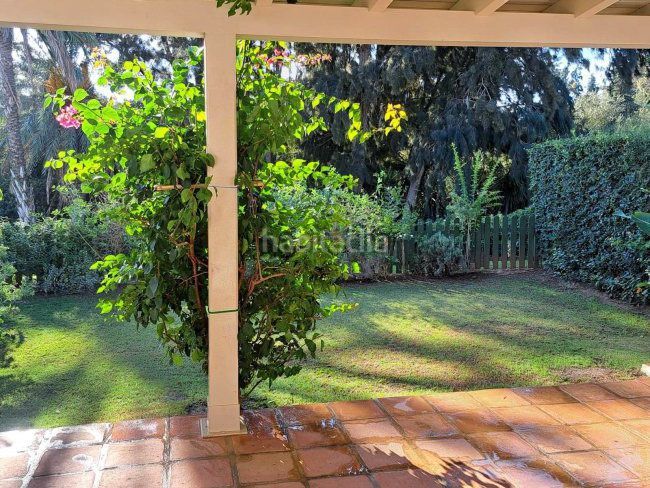 Foto 785e0bd6-35c6-463a-8754-2f00017d1a36. Alquiler casa adosada  en alquiler costa, 5 dormitorios. en Sotogrande