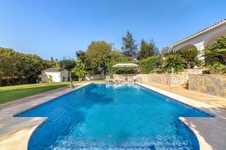 Miete Chalet in Sotogrande Alto. Villa en alquiler en sotogrande alto, 4 dormitorios.