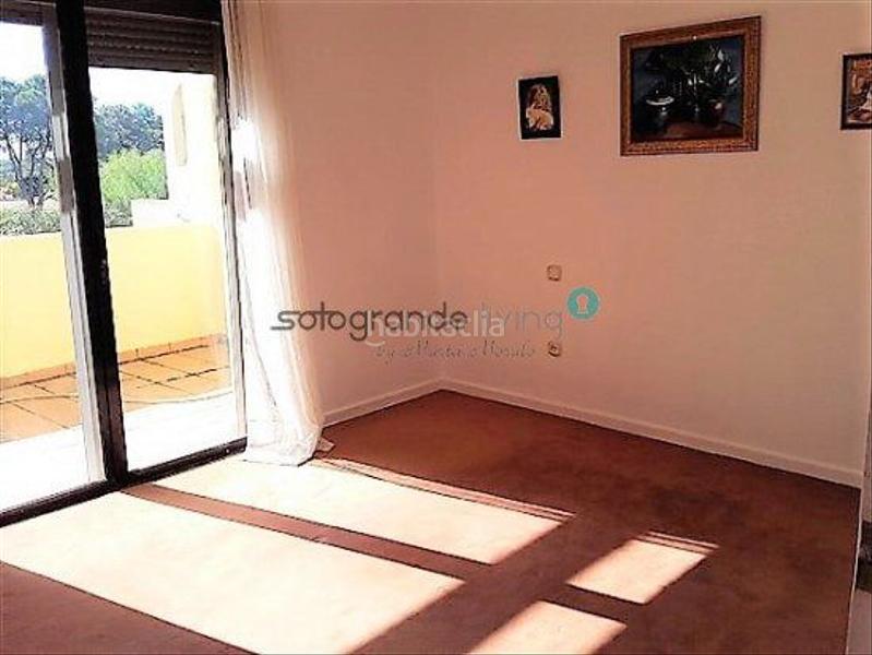 Foto 4d4cf271-d96c-4af6-827c-4f02b17e91d1. Apartamento  en venta costa, 2 dormitorios. en Sotogrande