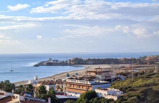 Casa adossada a Torreguadiaro-San Diego. Casa adosada en venta en torreguadiaro, 3 dormitorios.