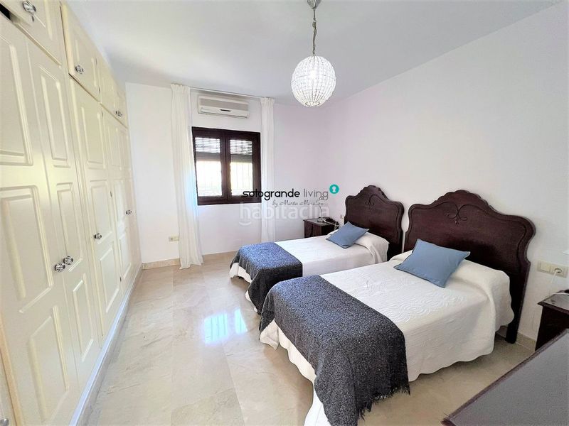 Foto 059b0be4-a296-46ac-97ce-8fbd02d1418b. Alquiler chalet villa en alquiler costa, 5 dormitorios. en Sotogrande