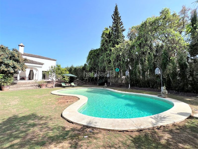 Foto 30d41125-bd6b-4a0c-8210-2e46031b3b7c. Alquiler chalet villa en alquiler costa, 5 dormitorios. en Sotogrande