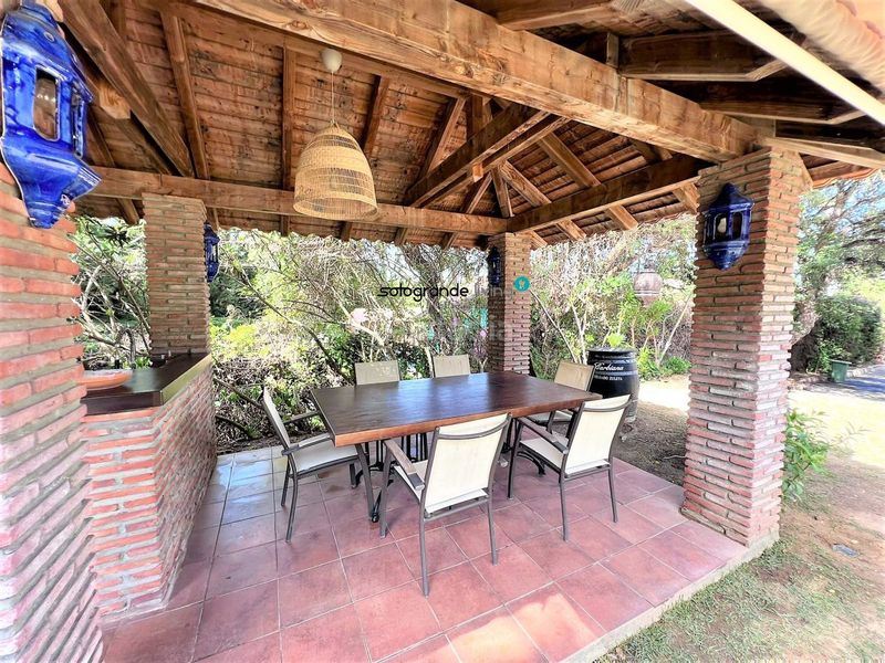 Foto 80722e70-d189-4a1f-bd86-6f2674bb033d. Alquiler chalet villa en alquiler costa, 5 dormitorios. en Sotogrande