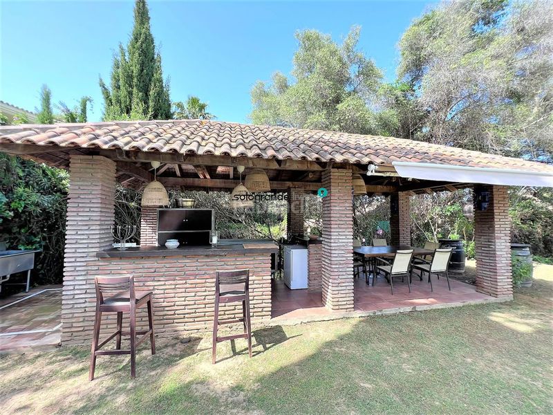 Foto ddeeab6f-0227-4127-b150-a0d5c6b5c2e8. Alquiler chalet villa en alquiler costa, 5 dormitorios. en Sotogrande