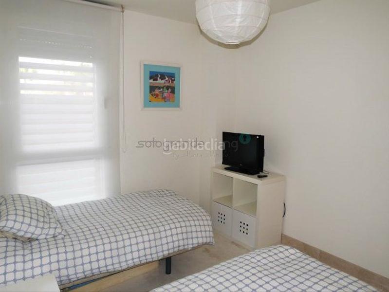 Foto 8c03df2b-9685-4ab8-a9cc-f35158e5bd19. Location appartement avec chauffage parking piscine dans Manilva