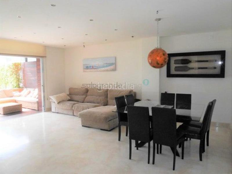 Foto faa338f4-61d7-484b-9c99-138a5f34d92c. Rent apartment with heating parking pool in Chullera Manilva