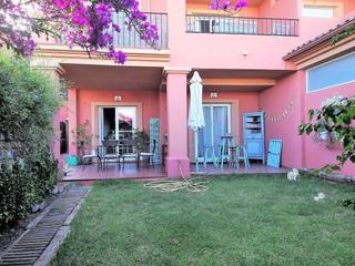 Casa adossada a San Enrique-Guadiaro-Pueblo Nuevo. Casa adosada en venta en pueblo nuevo de guadiaro, 3 dormitorios