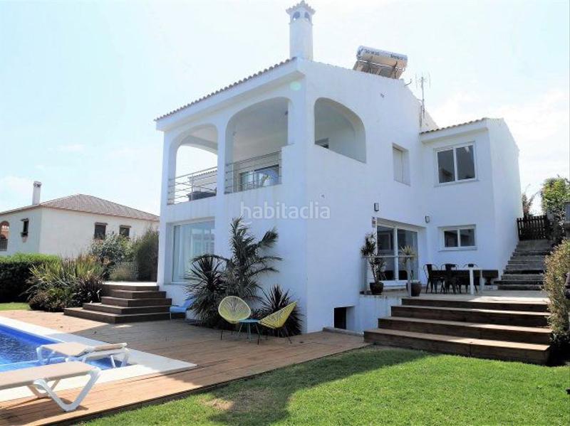 Foto 7601020a-fdcc-4baa-a3fc-f789d5829dfb. Chalet  en venta en torreguadiaro, 5 dormitorios. en Sotogrande