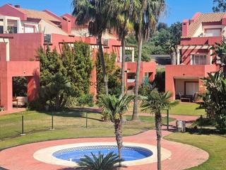 Casa adossada a Sotogrande Costa. Casa adosada en venta en sotogrande costa, 5 dormitorios.