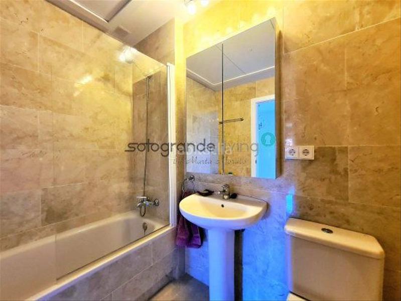 Foto ae6b2485-a668-4253-9dc7-9fdc937d5a29. Apartamento  en venta bahia de las rocas, 3 dormitorios. en Manilva