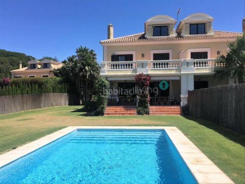 Foto 50cd123a-94c0-4581-81da-a675145d6c44. Miete chalet mit heizung parking pool in Sotogrande alto Sotogrande