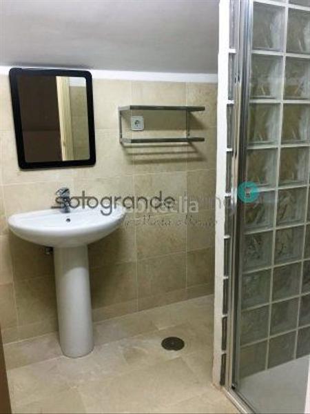 Foto 84aff368-38b6-4044-9bd9-76edf87441b2. Miete chalet mit heizung parking pool in Sotogrande alto Sotogrande