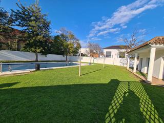 Location Maison jumelée à San Enrique-Guadiaro-Pueblo Nuevo. Casa adosada en alquiler en guadiaro, 3 dormitorios.