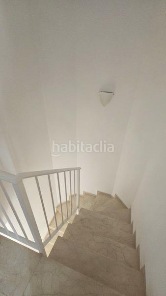 Foto 9412bdf5-4ecd-4d1f-9cfb-8bb26e186a0c. Lloguer casa adossada amb aparcament piscina a San Enrique-Guadiaro-Pueblo Nuevo Sotogrande